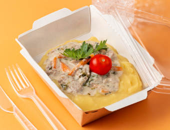 Картофельное пюре и свинина по-домашнему